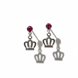 Brinco Coroa Banhado a Ródio com Pedra Rosa