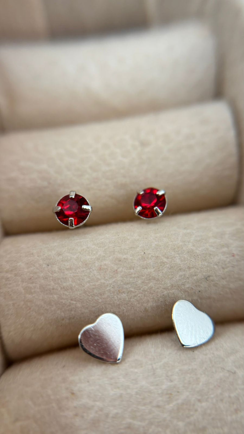 Brinco Ponto de Luz Vermelho Banhado a Ródio