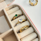 Anel Solitário Coração Cristal Banhado a Ouro