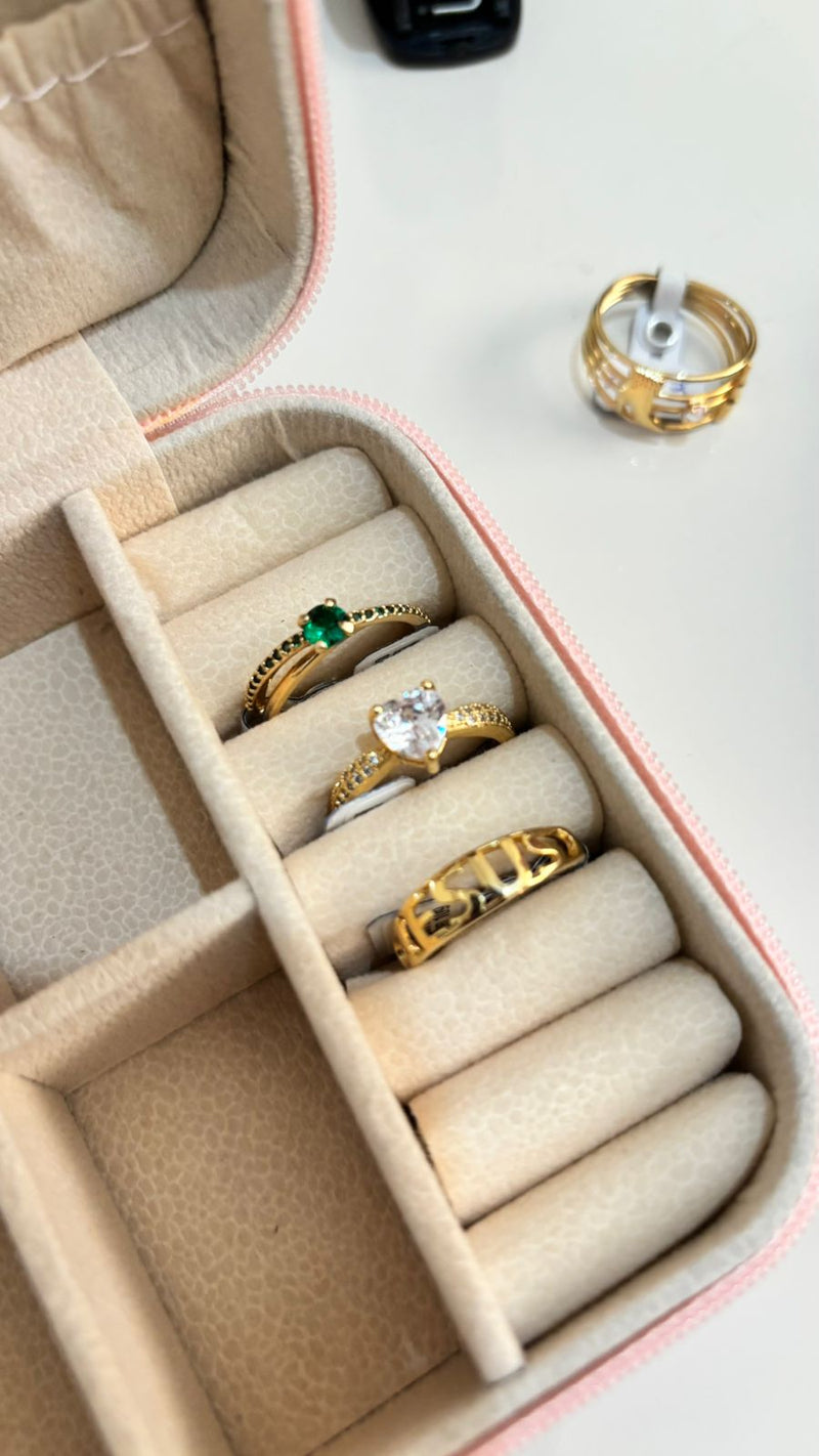 Anel Solitário Coração Cristal Banhado a Ouro