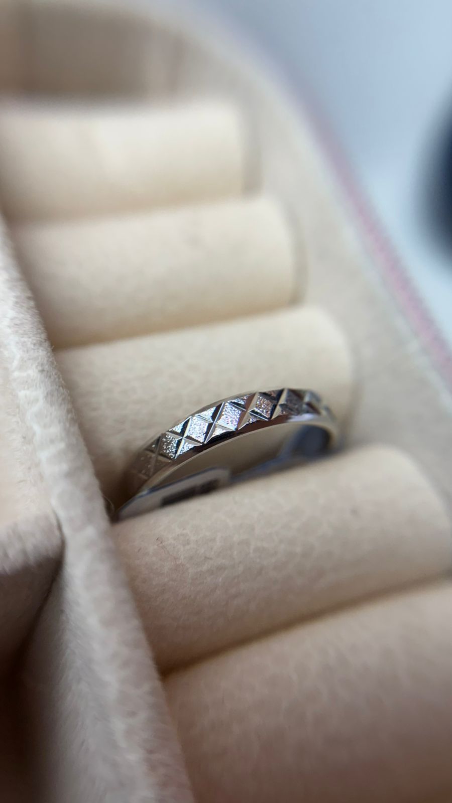 Anel Geométrico Banhado a Ródio